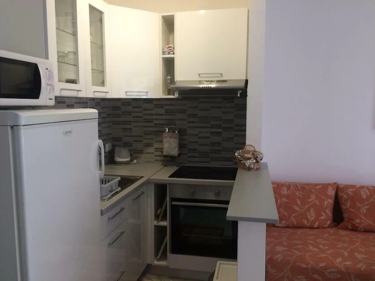 Apartments Toni-Malinska 0*, Malinska Croacia