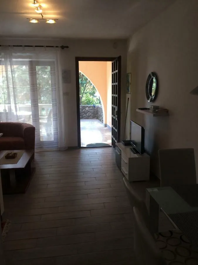 Apartments Toni-Malinska  Malinska